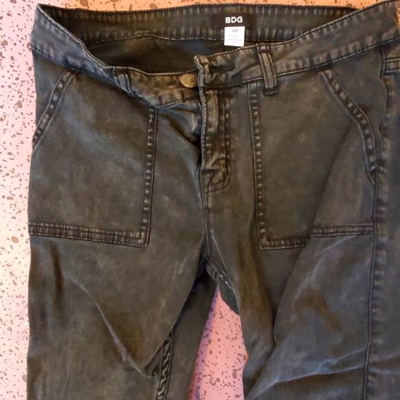 Black BDG Cropped Jeans - Picture 2 of 4